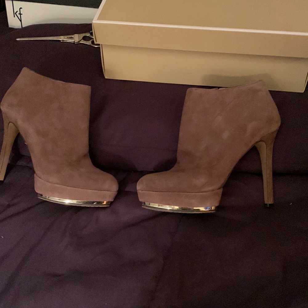 Vince camuto pump booties